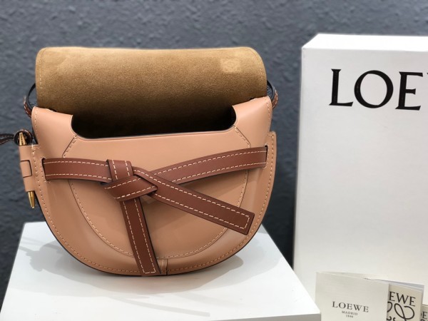  Handbags LOEWE zp  size:20*19*11.5 cm