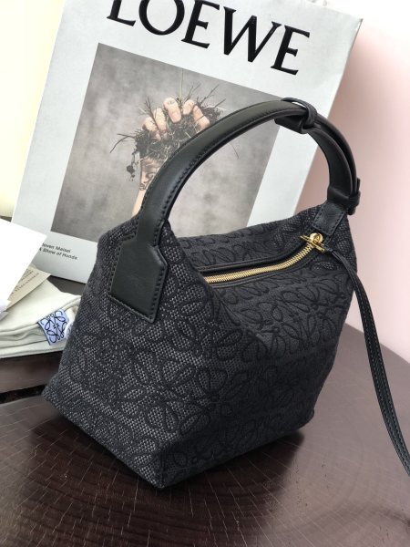 Handbags LOEWE 𝐂𝐮𝐛𝐢   size:21-12-17 cm