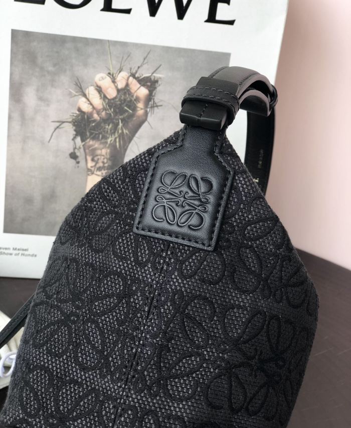  Handbags LOEWE 𝐂𝐮𝐛𝐢   size:21-12-17 cm