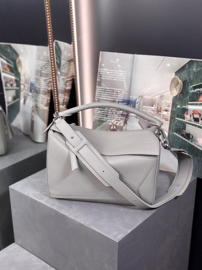  Handbags LOEWE Puzzle size:29x18x14 cm