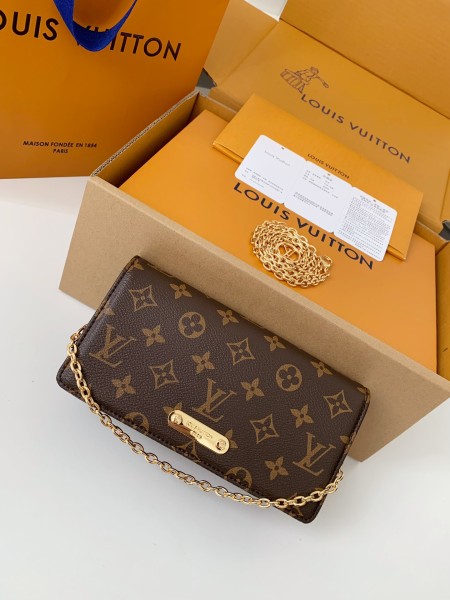  Handbags Louis Vuitton M82509 size:20.7x10.2x3.5 cm