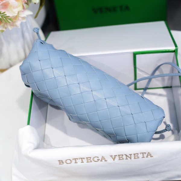 handbags Bottega Veneta The pouch size:23*13*8