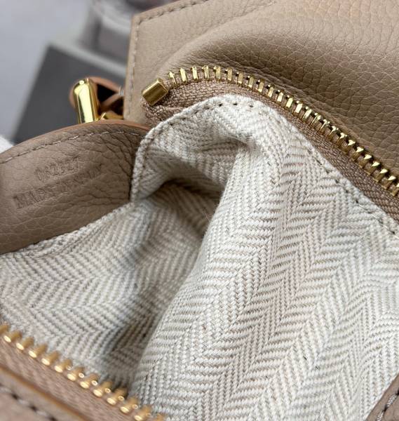  Handbags LOEWE 𝘗𝘶𝘻𝘻𝘭𝘦 𝘌𝘥𝘨𝘦  size:29-19.5-14 cm