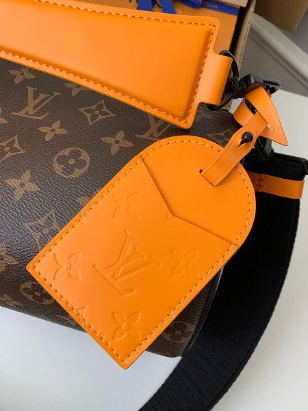  Handbags Louis Vuitton M46691 size:33*17*17 cm