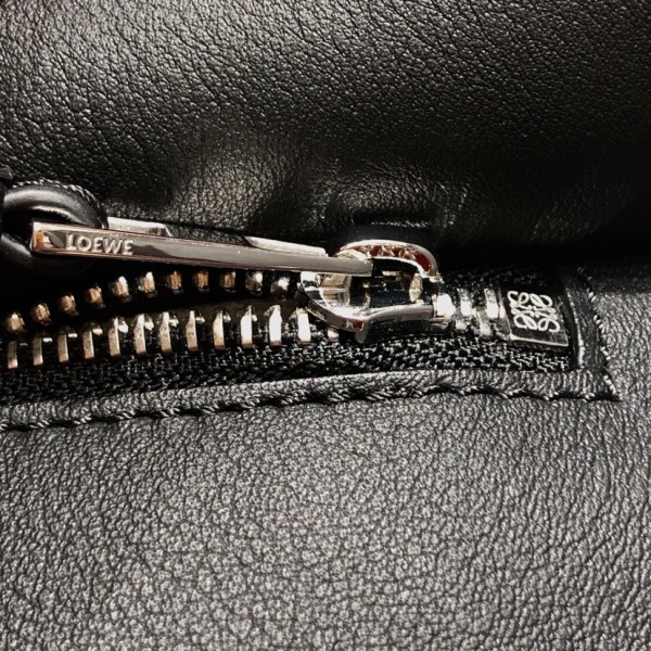  Handbags LOEWE Ykk size:29x18x12 cm