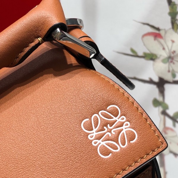  Handbags LOEWE zp size:24*14*11 cm