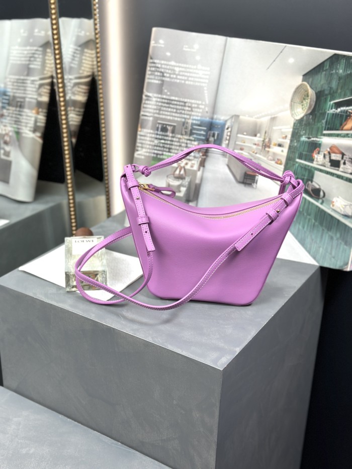  Handbags LOEWE 𝗛𝗮𝗺𝗺𝗼𝗰𝗸 𝗵𝗼𝗯𝗼 size:28-17-9.5 cm