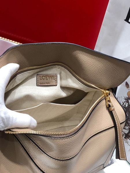  Handbags LOEWE Ykk size:29x18x12 cm