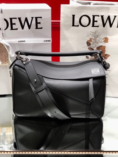  Handbags LOEWE Ykk size:29x18x12 cm