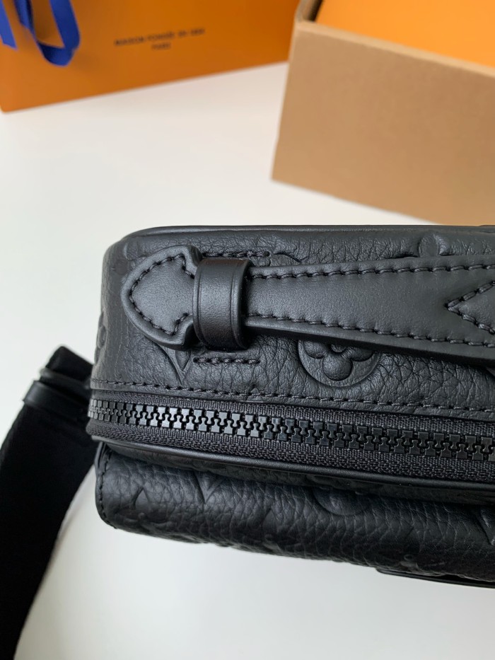  Handbags Louis Vuitton M58489 size:22*18*8 cm