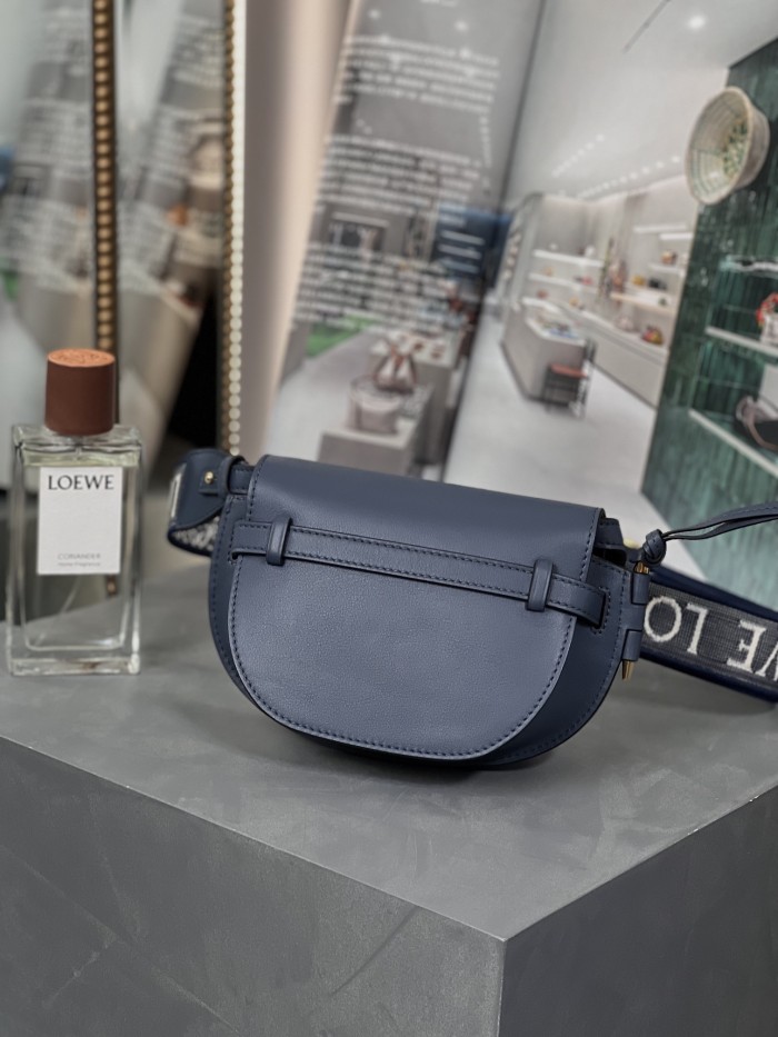  Handbags LOEWE 𝘔𝘪𝘯𝘪 𝘎𝘢𝘵𝘦 size:15*12.5*9cm
