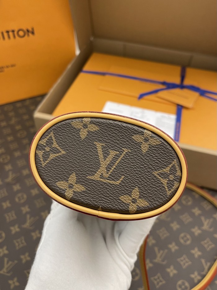  Handbags Louis Vuitton mini M80874 size:14.5*18*6.5 cm