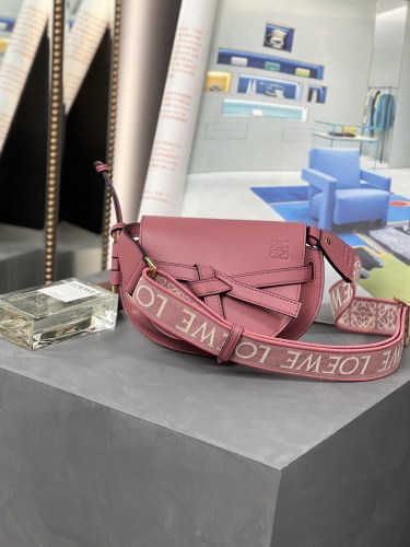 Handbags LOEWE 𝘔𝘪𝘯𝘪 𝘎𝘢𝘵𝘦 size:15*12.5*9cm