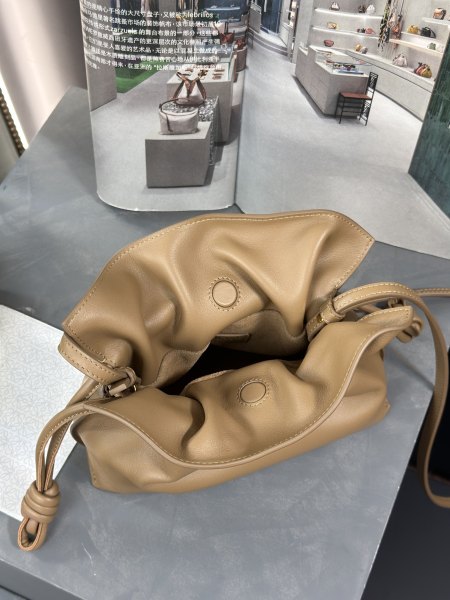  Handbags LOEWE mini flamenco clutch size:22.5-18-9 cm