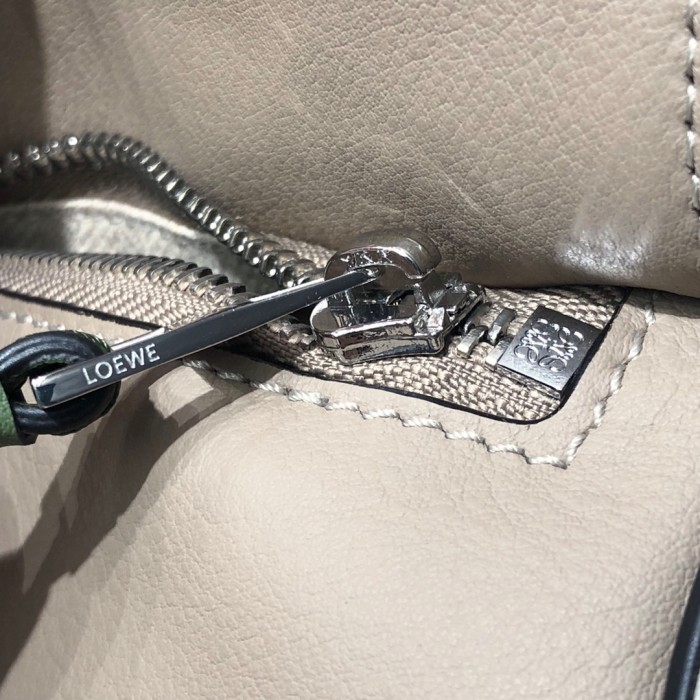  Handbags LOEWE zp size:24*14*11 cm