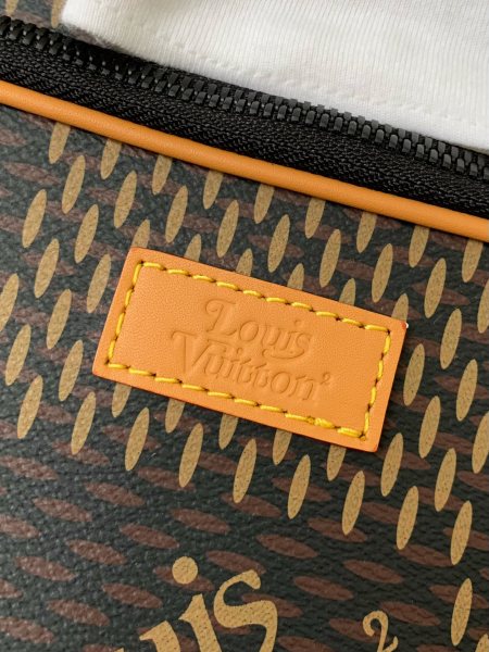 Louis Vuitton x Nigo Campus Backpack Damier Ebene Giant Brown N40380 size 30*13*39 cm