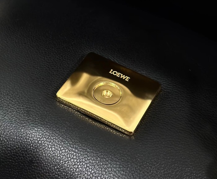  Handbags LOEWE Puffer Goya size:23-13-6 cm