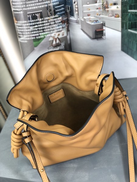 LOEWE Flamenco Calfskin One Shoulder Crossbody Clutch Mini Women's Warm Orange A411FC2X37-2586 size 23.9*9*18 cm