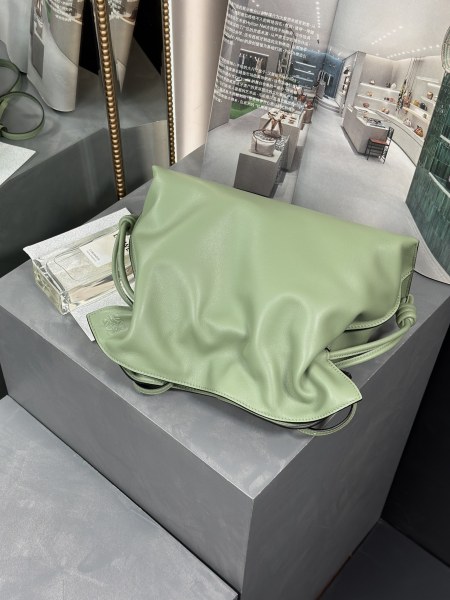  Handbags LOEWE flamenco clutch size:30-24.5-10.5 cm