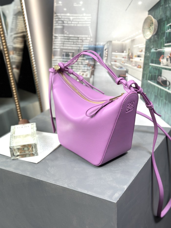  Handbags LOEWE 𝗛𝗮𝗺𝗺𝗼𝗰𝗸 𝗵𝗼𝗯𝗼 size:28-17-9.5 cm