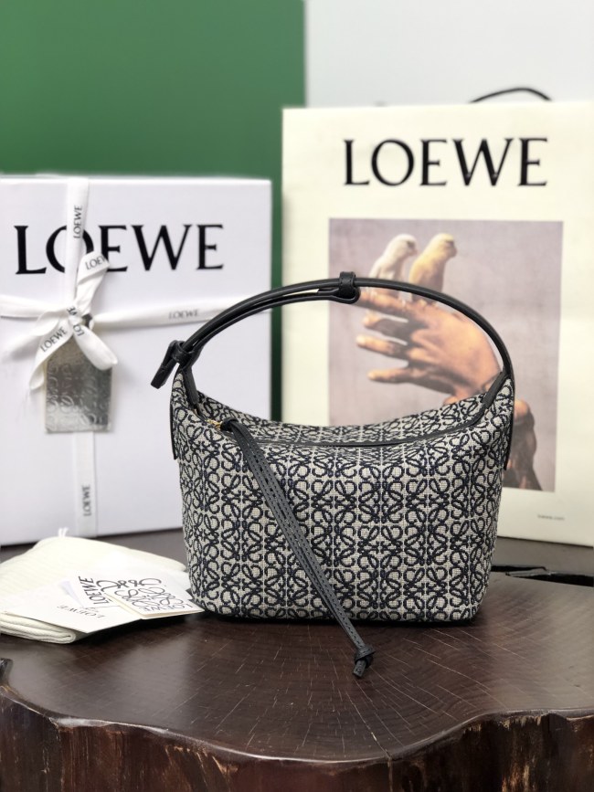  Handbags LOEWE 𝐂𝐮𝐛𝐢   size:21-12-17 cm