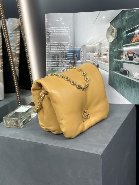  Handbags LOEWE Puffer Goya size:23-13-6 cm