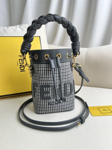 handbags FENDI 038 size:12*18*10cm