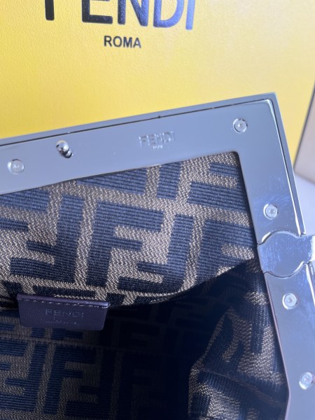 handbags FENDI 129 size:26*18*9.5cm