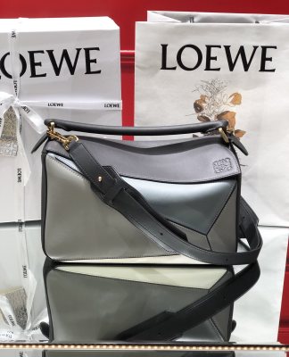  Handbags LOEWE Ykk size:29x18x12 cm