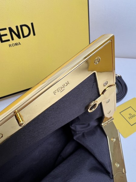 handbags FENDI 8BP229 sie:18*26*9.5cm