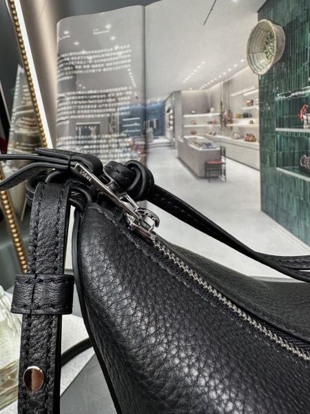  Handbags LOEWE 𝗛𝗮𝗺𝗺𝗼𝗰𝗸 𝗵𝗼𝗯𝗼 size:28-17-9.5 cm