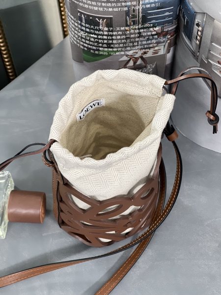  Handbags LOEWE 𝗔𝗻𝗮𝗴𝗿𝗮𝗺 size:21-12-7 cm