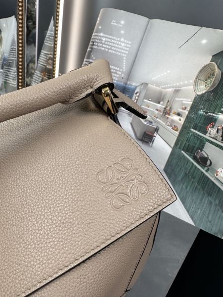  Handbags LOEWE Puzzle size:29x18x14 cm