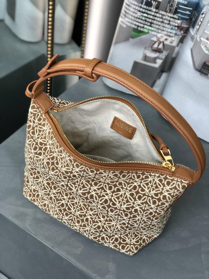  Handbags LOEWE 𝐂𝐮𝐛𝐢   size:21-12-17 cm