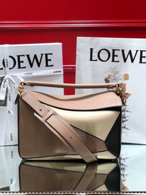  Handbags LOEWE Ykk size:29x18x12 cm