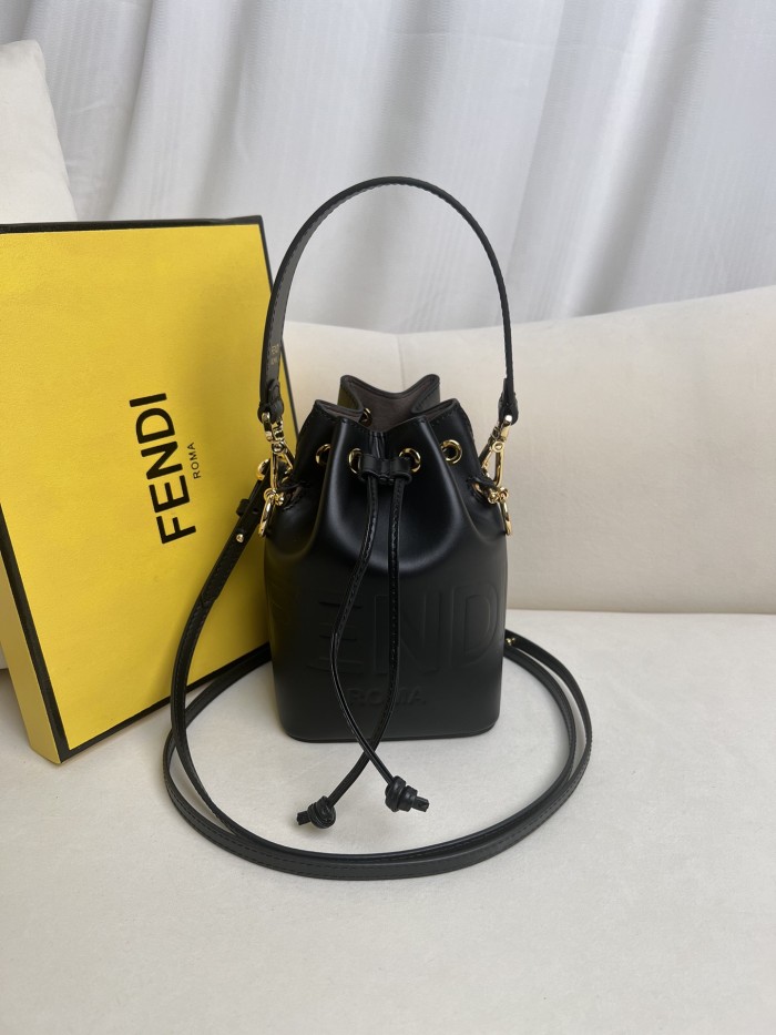 handbags FENDI 226 size:12*18*10cm
