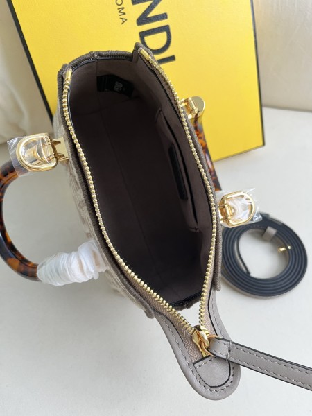 handbags FENDI 228 size:20.5*12*9cm