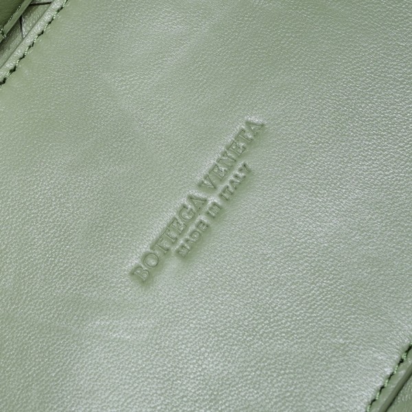  Handbags Bottega Veneta BvWallace 7748# size:22x13x9.5 cm