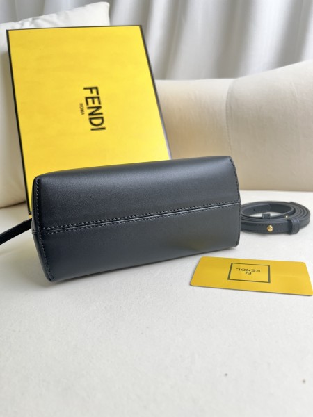 handbags FENDI 8BS067 size:20.5*12*9cm