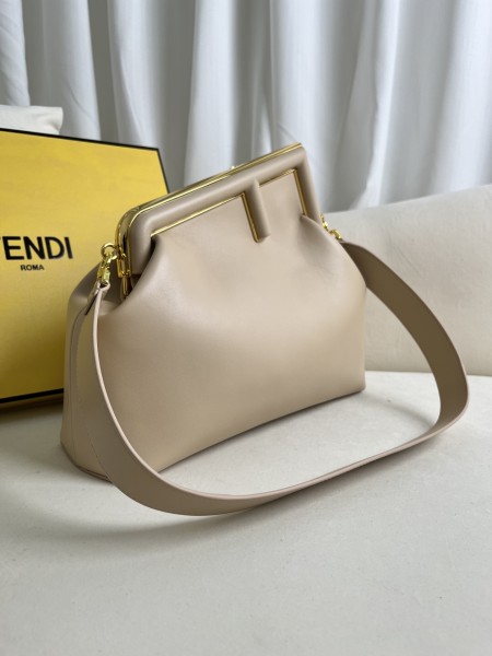 handbags FENDI 209 size:32.5*15*23.5cm
