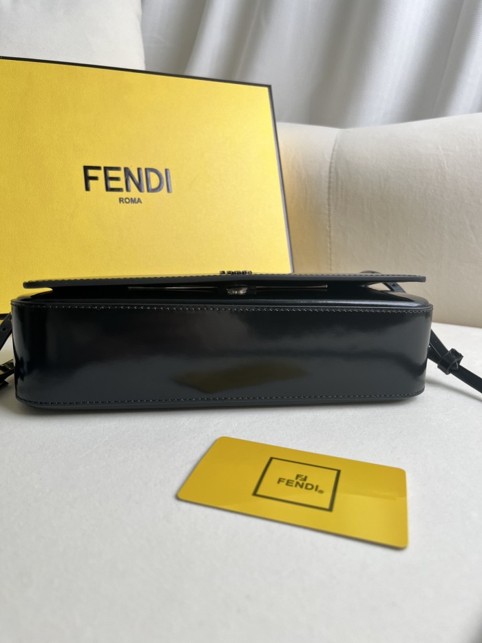 handbags FENDI 8605 size:23*13*7cm