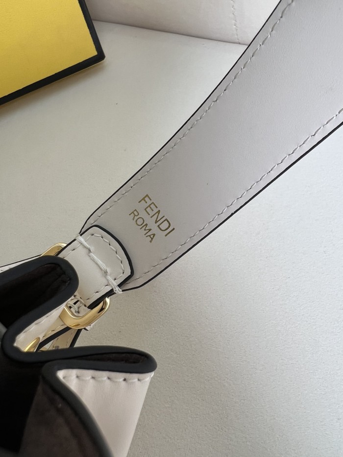 handbags FENDI 226 size:12*18*10cm