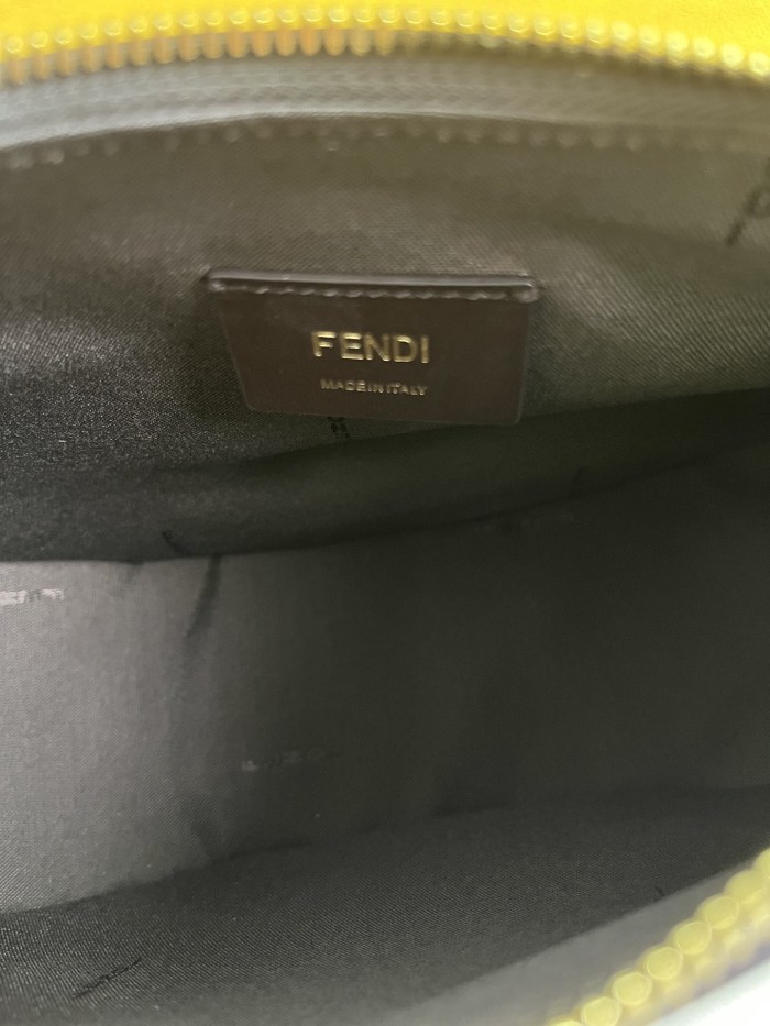 handbags FENDI 1praphy size：29*24.5*10cm