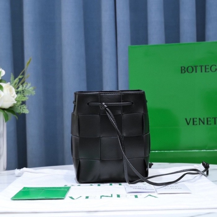  Handbags Bottega Veneta 6612 size:19 cm