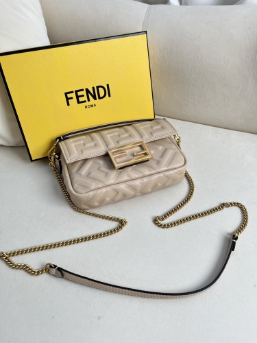 handbags FENDI 212 size:19*11.5*4cm