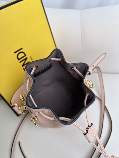 handbags FENDI 226 size:12*18*10cm