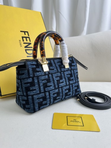 handbags FENDI 228 size:20.5*12*9cm
