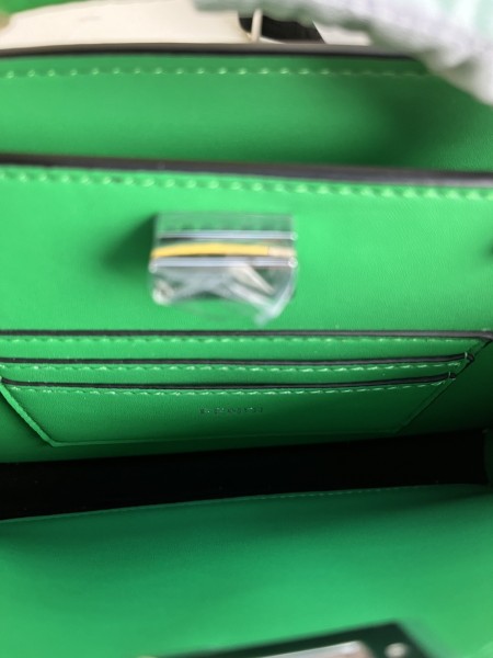 handbags FENDI 8066 size:21cm