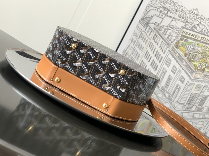  Handbags Goyard Alto 8038  size:16.5*7*18 cm