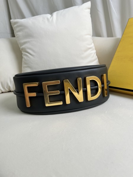 handbags FENDI 1praphy size：29*24.5*10cm